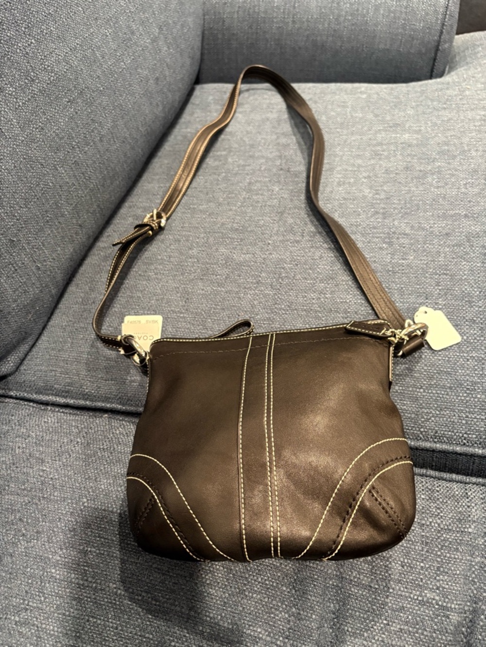 Coach Soho Swing Pack Crossbody Bag NWT Black Leather F40576 Slim Swingpack Y2K - Picture 4 of 13